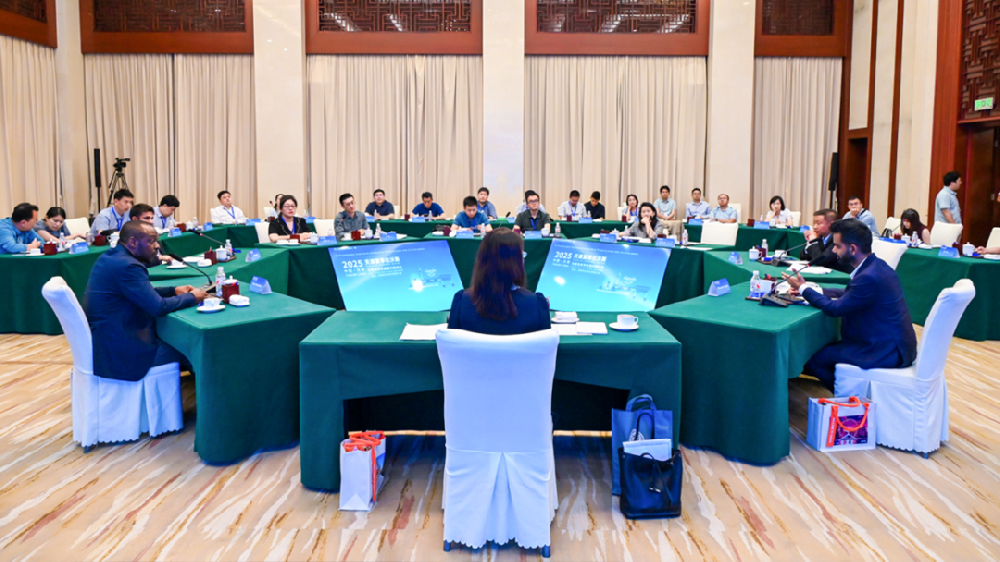 科技架橋，思想無界｜2025夏季達沃斯論壇，迅爾科技彰顯天津創新力量